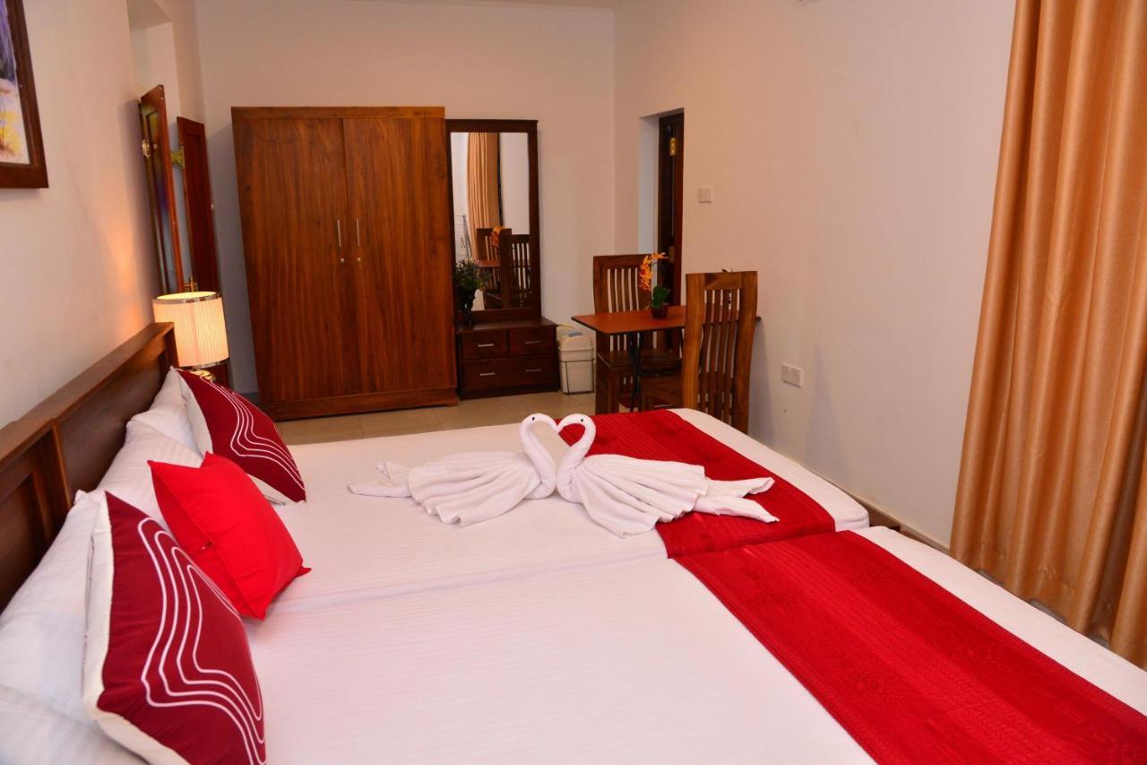 Sunshine Greens Bed & Breakfast Hikkaduwa Eksteriør bilde